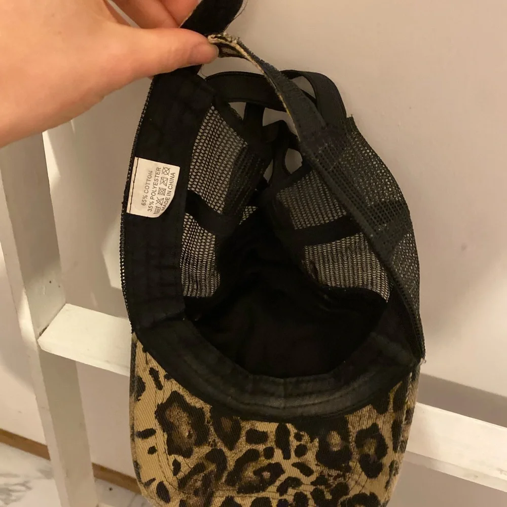 Leopard Print Distressed Ponytail Cap - Picture 5 of 5